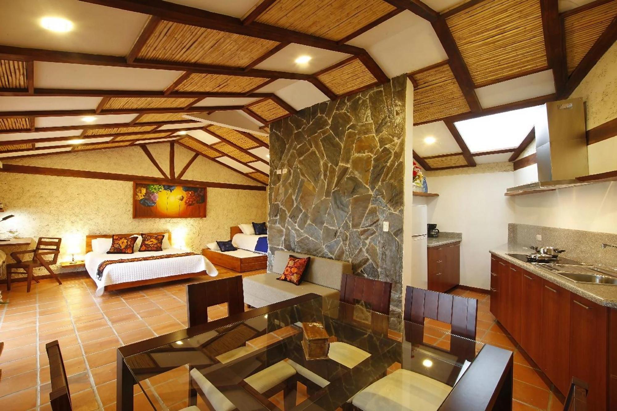 Killary Lodge & Glamping Cachanlo de Sidcay المظهر الخارجي الصورة